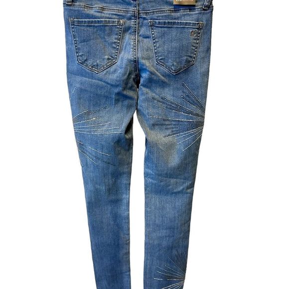 Rampage Denim Collection, Skinny, Sophie mid rise , Size 1, 24-28 - Picture 3 of 4